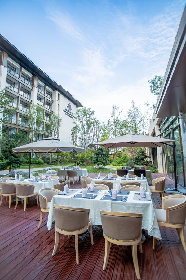 Minyoun Langzhong Ancient City Resort Bagian luar foto